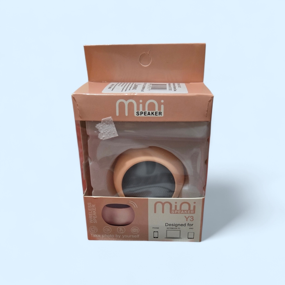 Mini Wireless Speaker in Peach